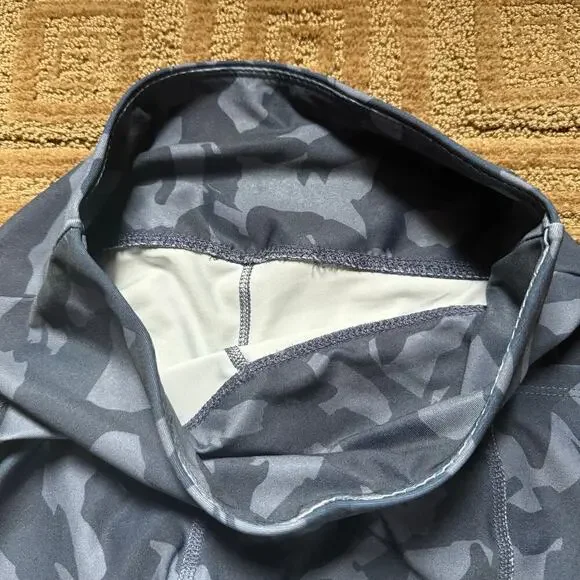 Bally - Women’s Leggings - Camo Print - Picture 5 of 8